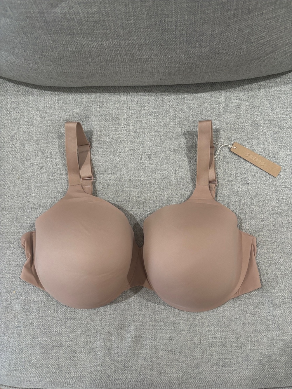 SKIMS Smoothing Intimates Full Coverage Lightly Lined Bra 42DDD